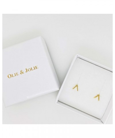 14K Yellow Gold V-Shaped Minimalist Stud Earrings Push Back $35.39 Earrings