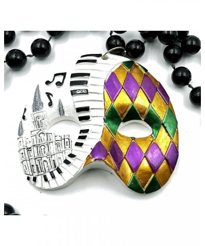 Harlequin Mask Mardi Gras Bead Necklace Orleans French Quarter Saint Louis Cathedral $8.62 Necklaces